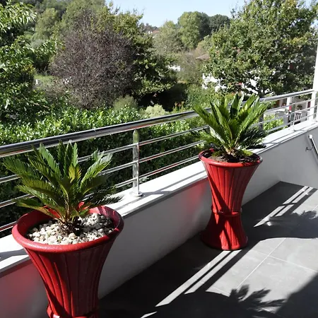Jara Et Mendia, Maison Eguzki-lore, Saint-jean-pied-de-port, Pays Basque Apartment Saint-Jean-Pied-de-Port