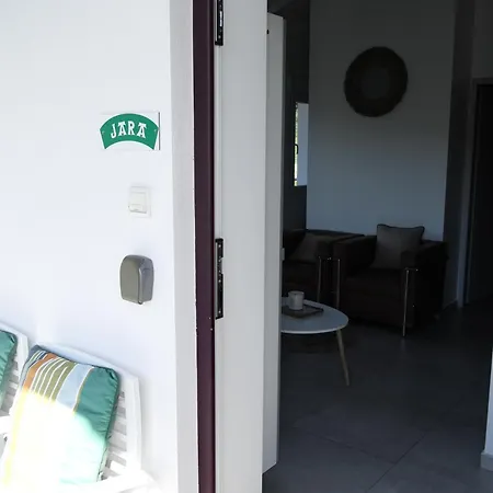 Jara Et Mendia, Maison Eguzki-lore, Saint-jean-pied-de-port, Pays Basque Apartment *